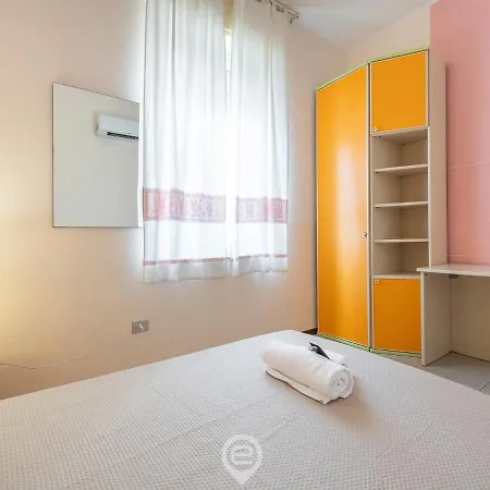 Poetto Family House - Near The Beach קליארי